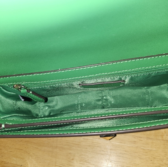 Kate Spade - Picture 3 of 5